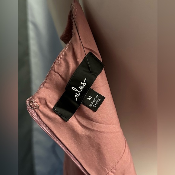 👗Lulu’s Dazzling Cutie Mauve Pink Glitter Lace Sleeveless Midi Dress, size M - Picture 8 of 9